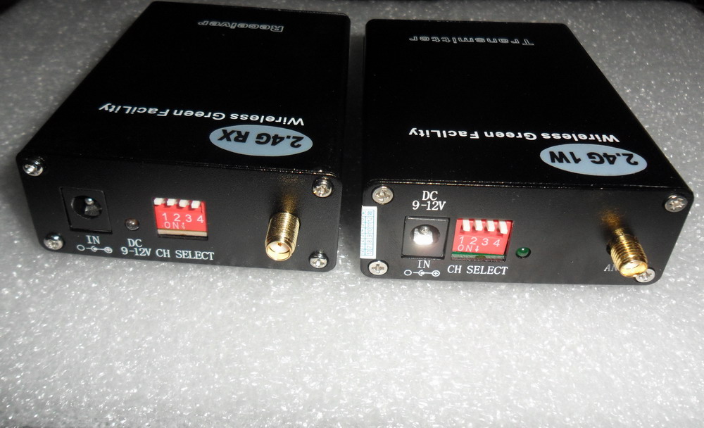 1W 2.4G 4 Channel Wireless Video Audio Transmitter