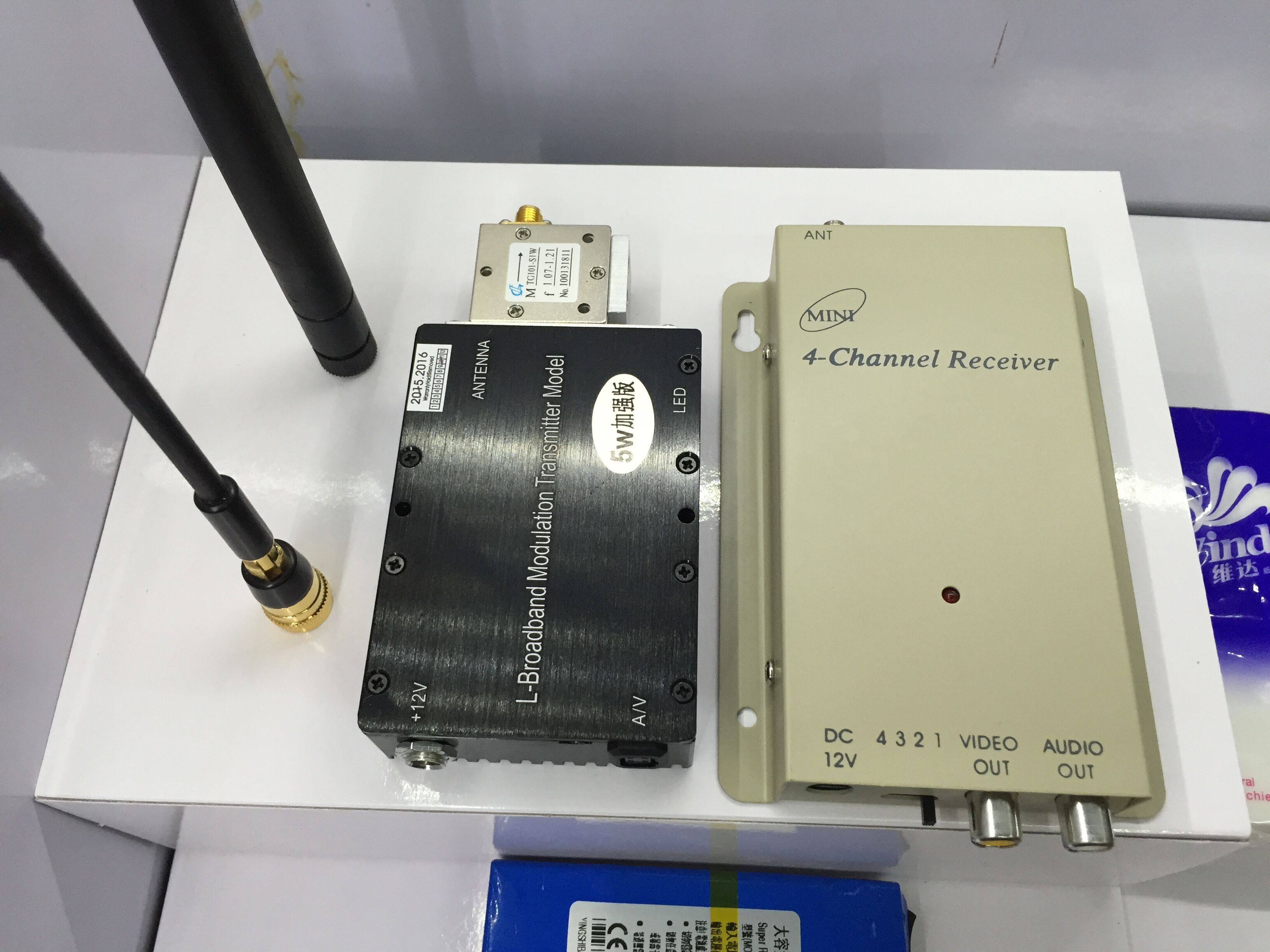 Taiwan 1.2G Video Audio transceiver